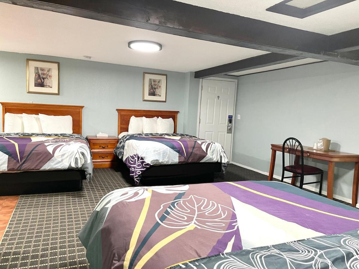 Annie Oakley Motel Oakley Esterno foto