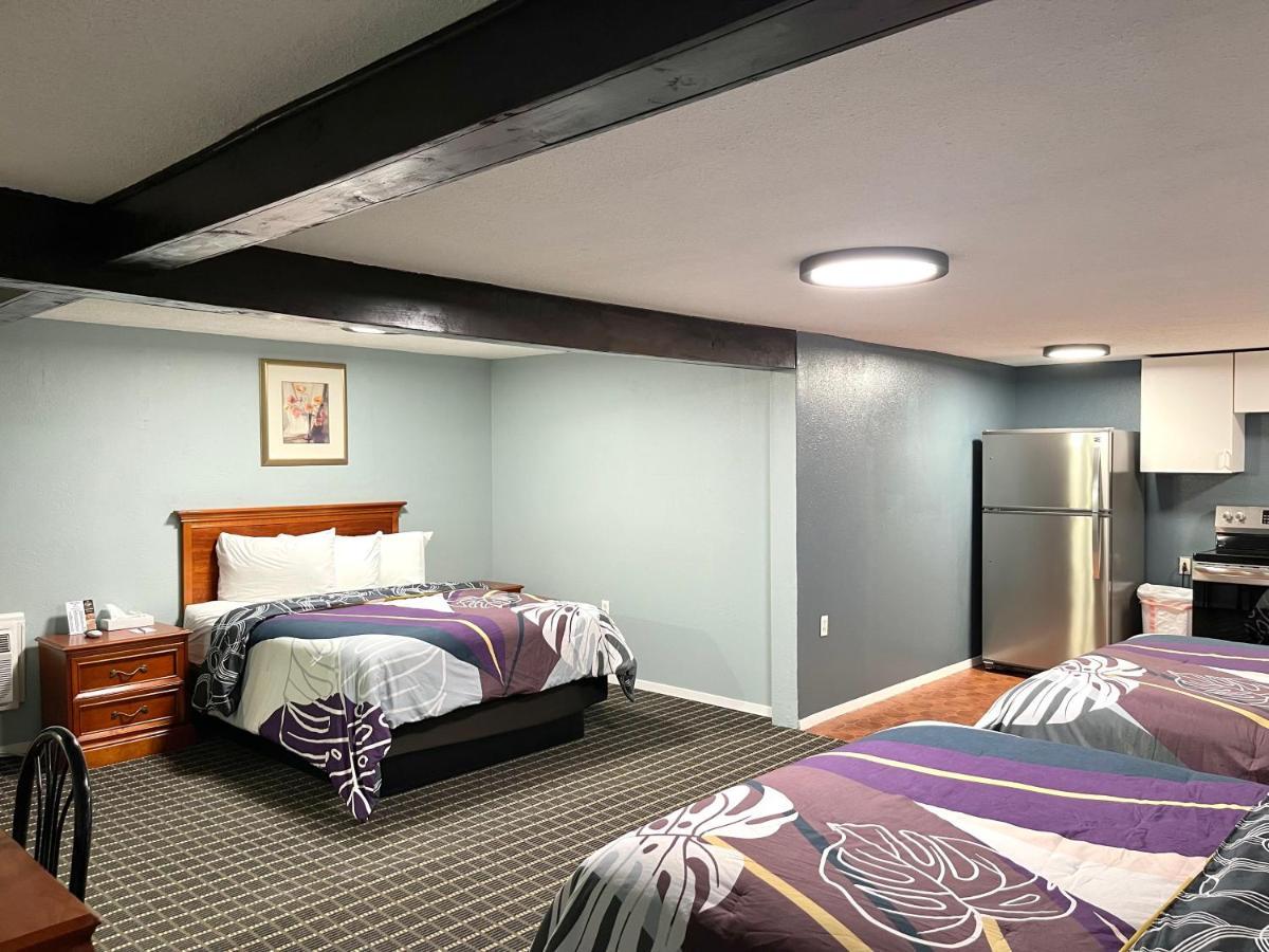 Annie Oakley Motel Oakley Esterno foto