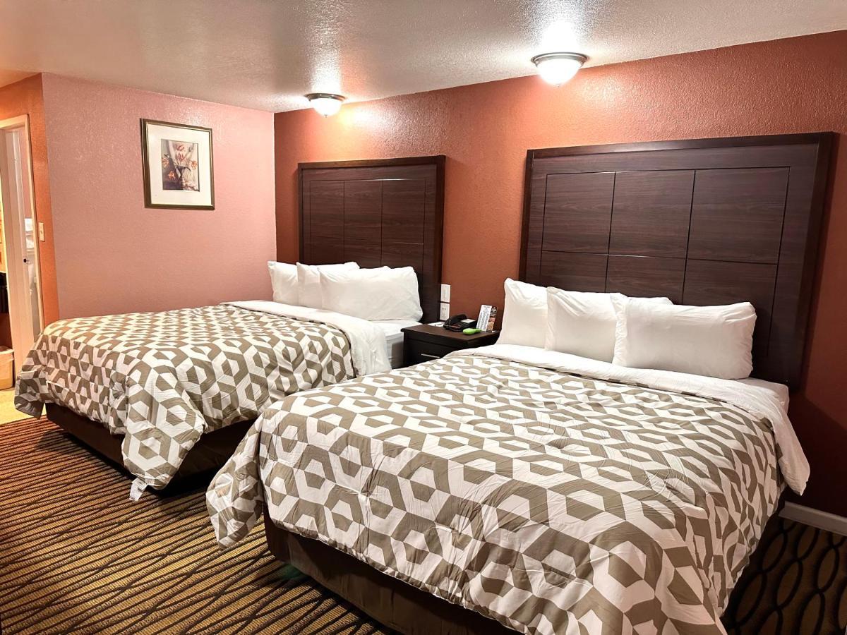 Annie Oakley Motel Oakley Esterno foto