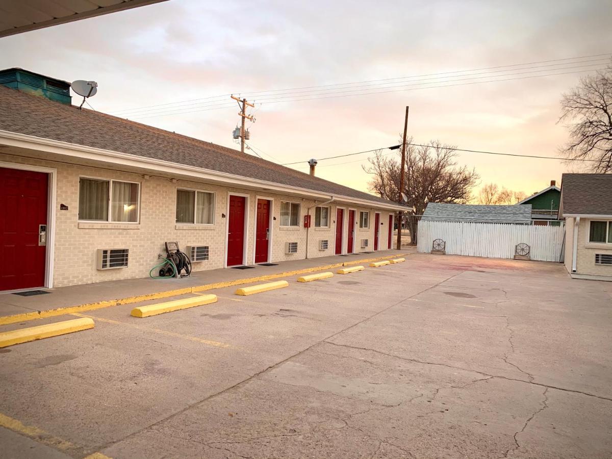 Annie Oakley Motel Oakley Esterno foto